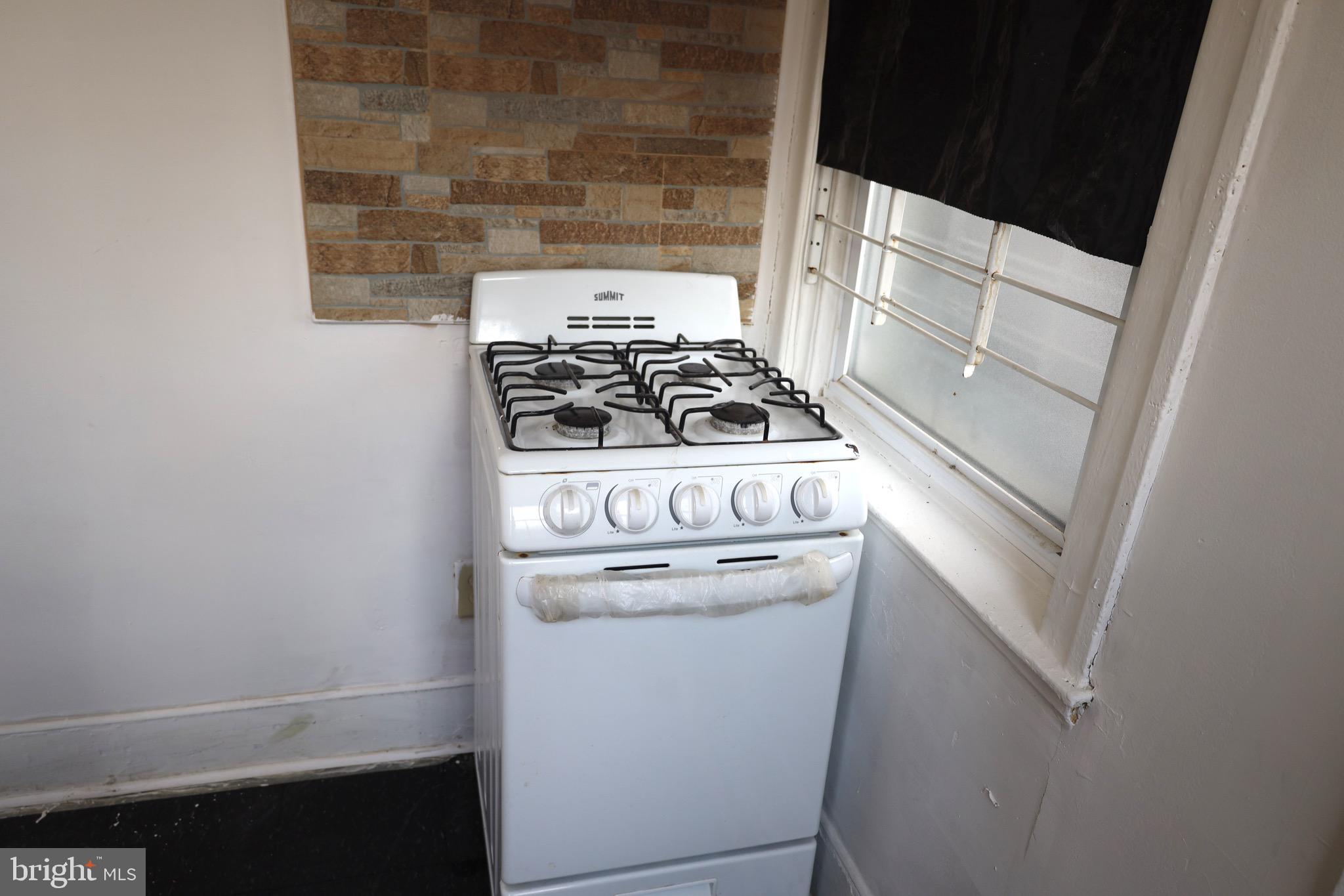 WEST PHILADELPHIA - Commercial Sale