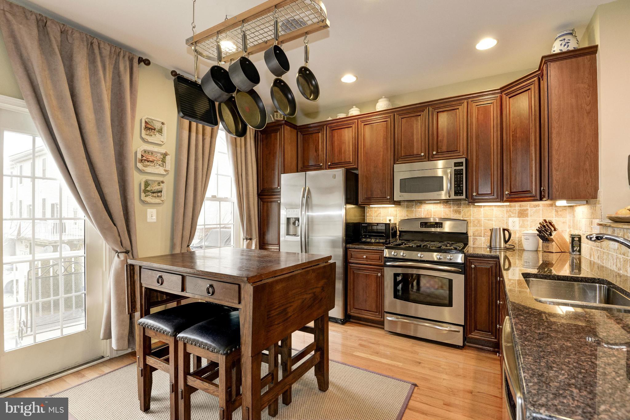 AMBERLEA AT SOUTH RIDING - Residential