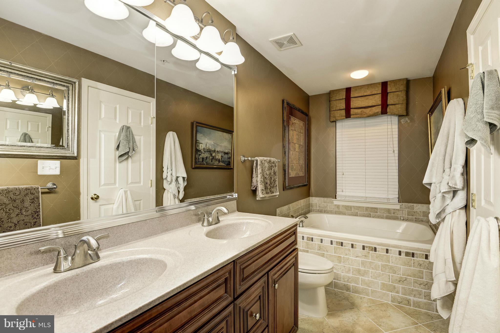 AMBERLEA AT SOUTH RIDING - Residential