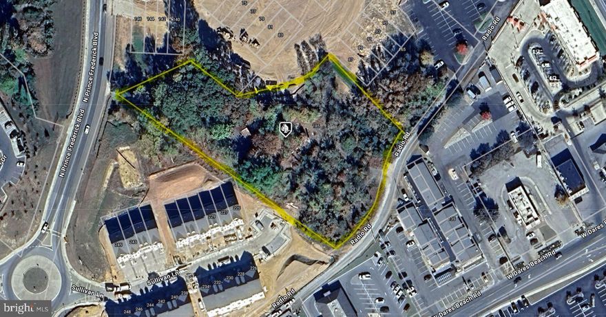 2.18 acres all usable land.  Access from Prince Frederick Blvd from the traffic circle.  Property is surrounded by high density residential, as well as high traffic commercial.  Great walk-ability factor for mixed-use project including retail, service, and office.  Water, sewer and natural gas services to be available.