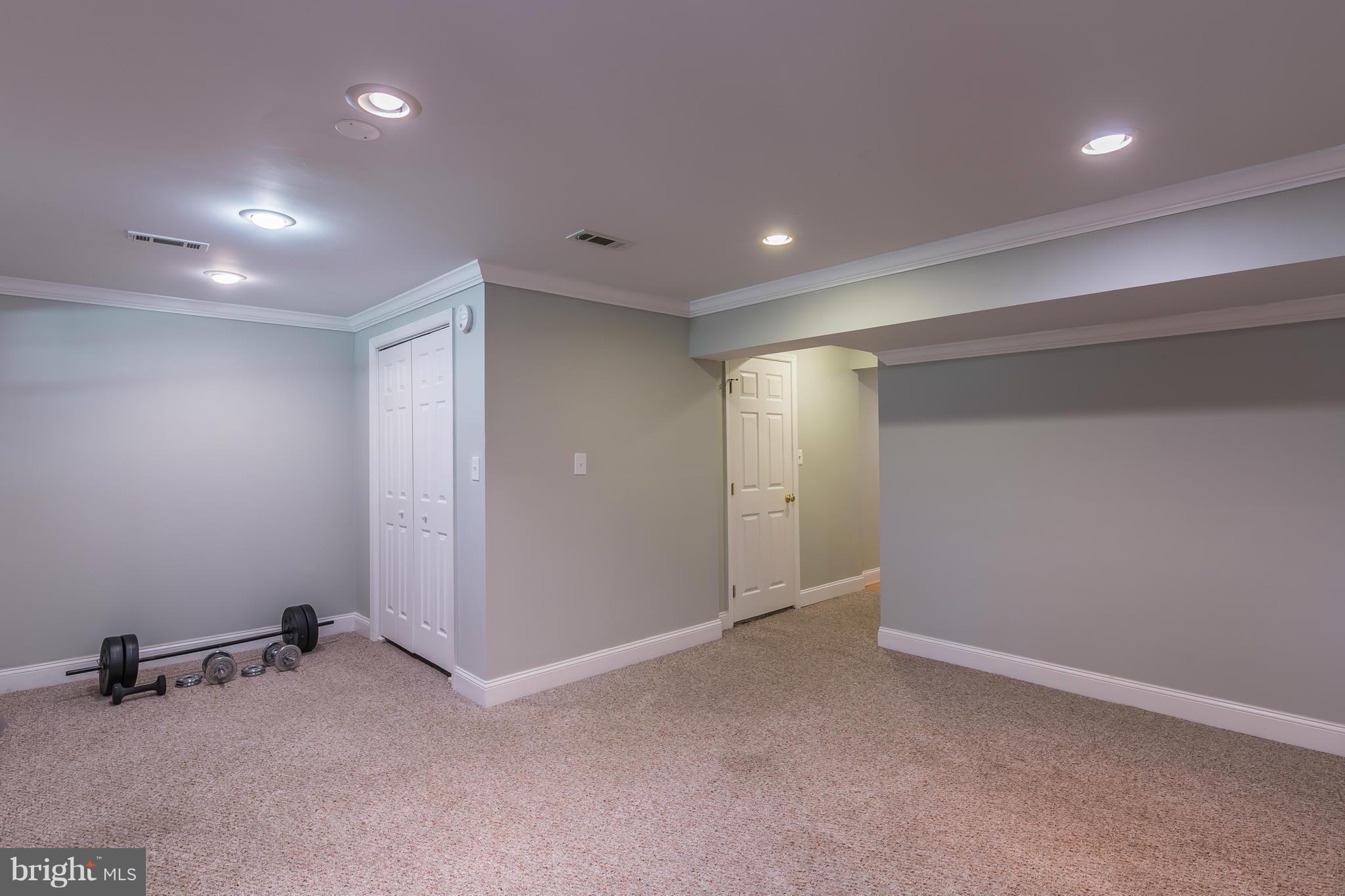 WOODGATE VILLAGE - Residential