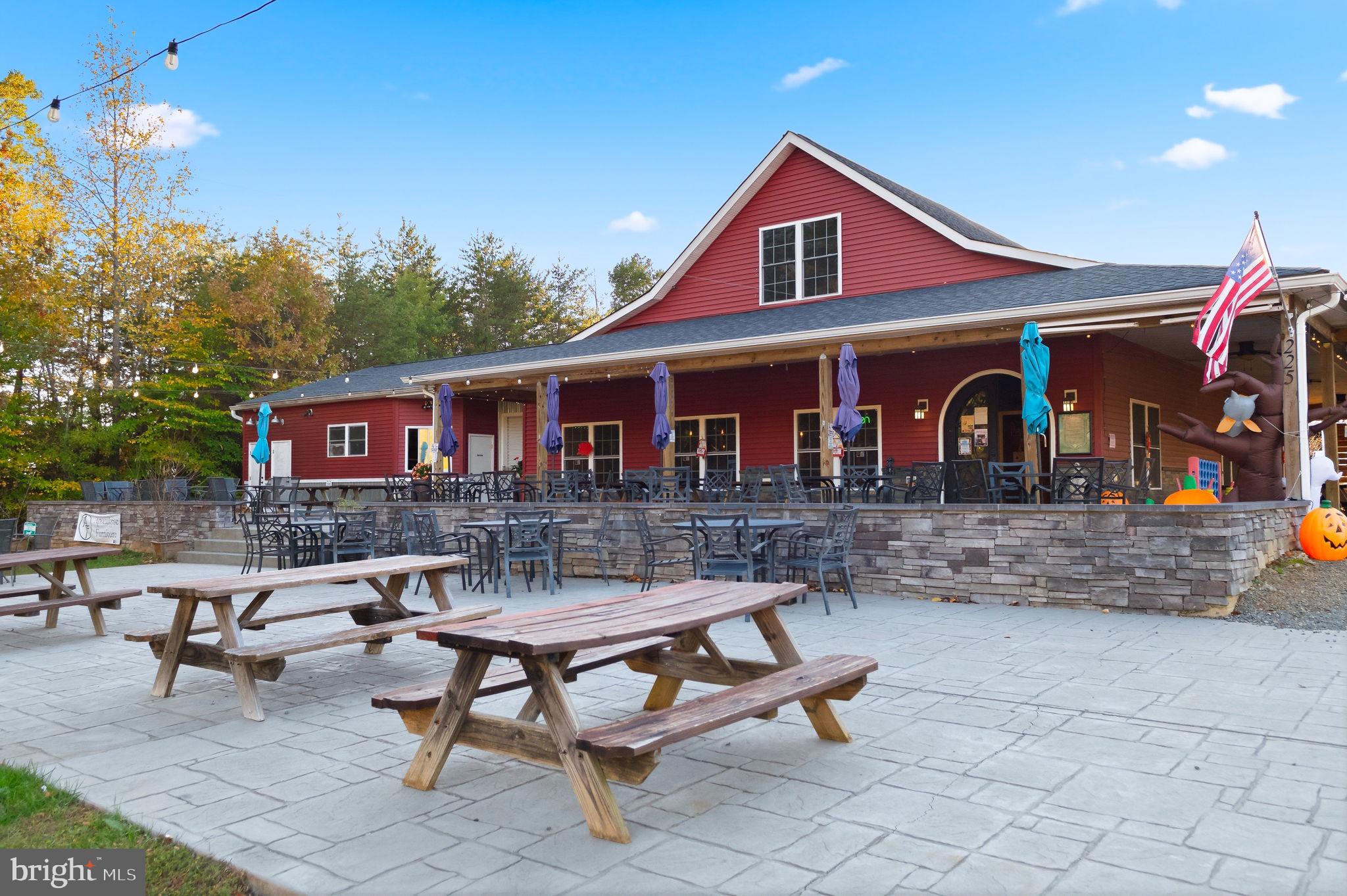 FRESHWATER ESTATES - Residential