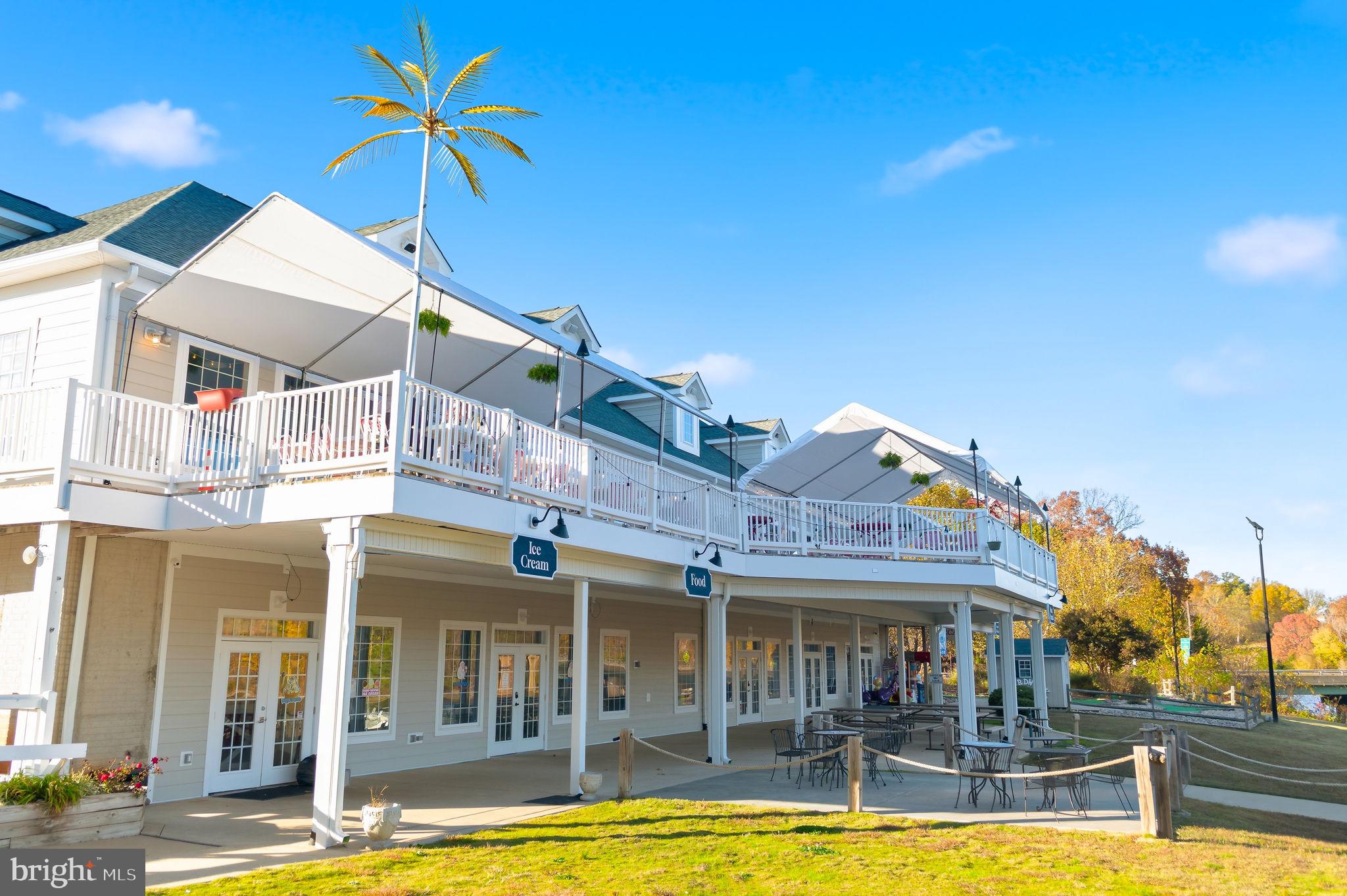 FRESHWATER ESTATES - Residential