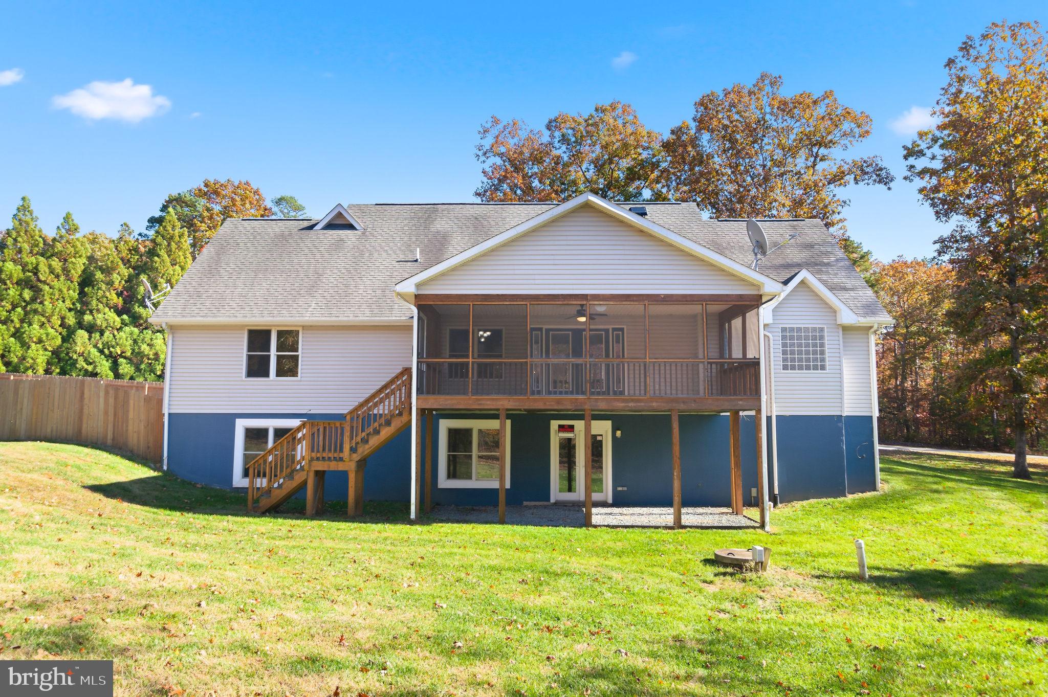 FRESHWATER ESTATES - Residential