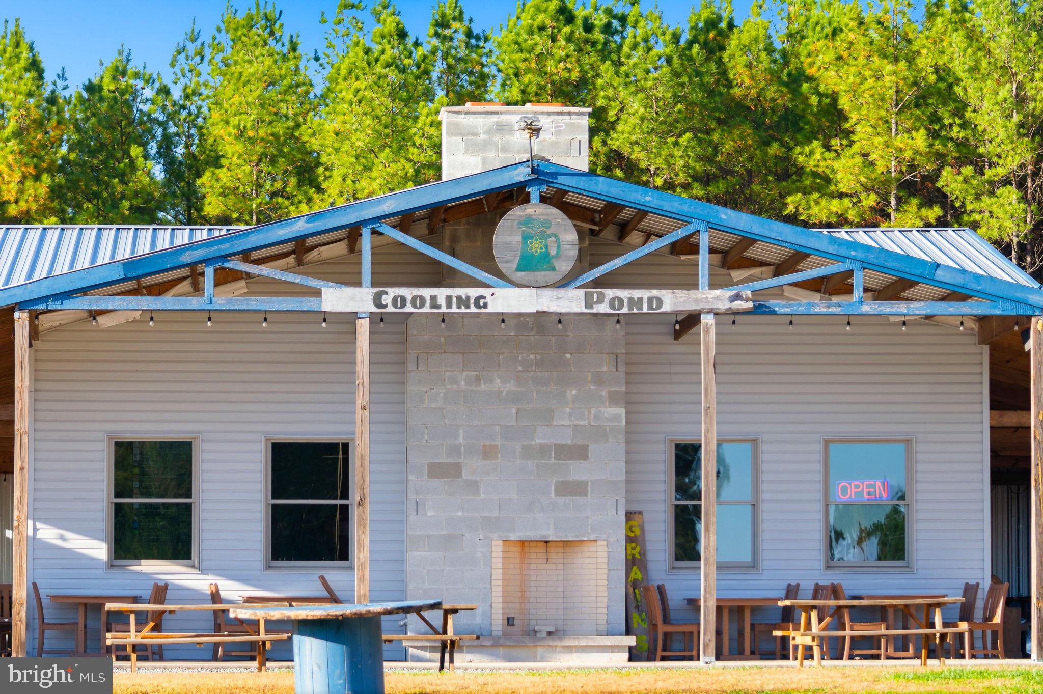 FRESHWATER ESTATES - Residential