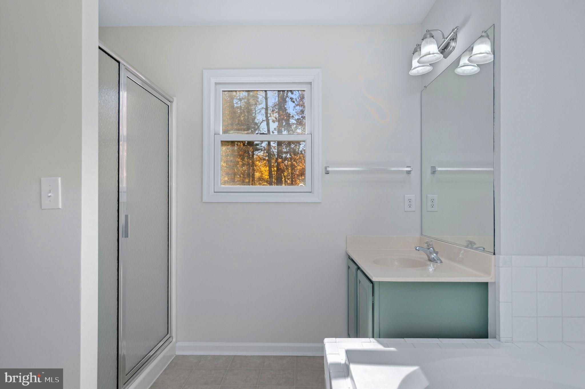 FRESHWATER ESTATES - Residential