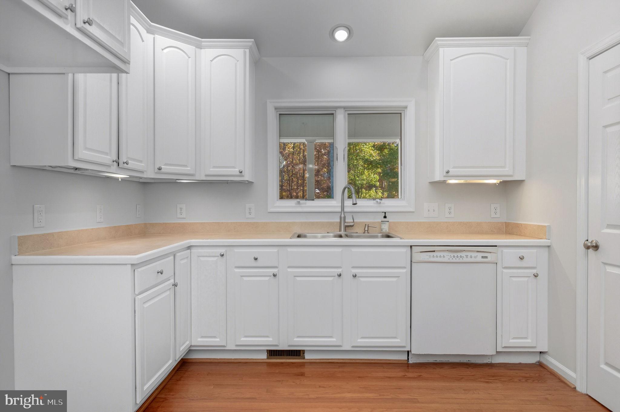 FRESHWATER ESTATES - Residential