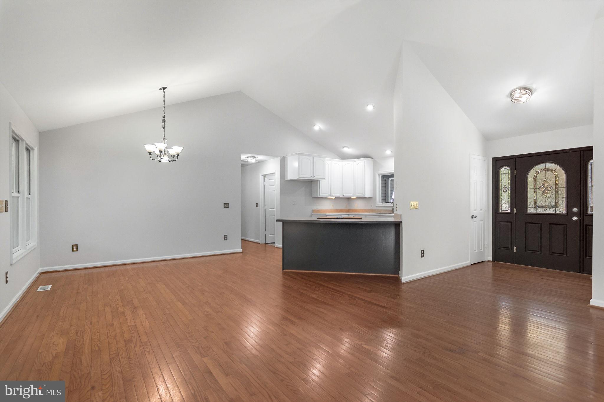 FRESHWATER ESTATES - Residential