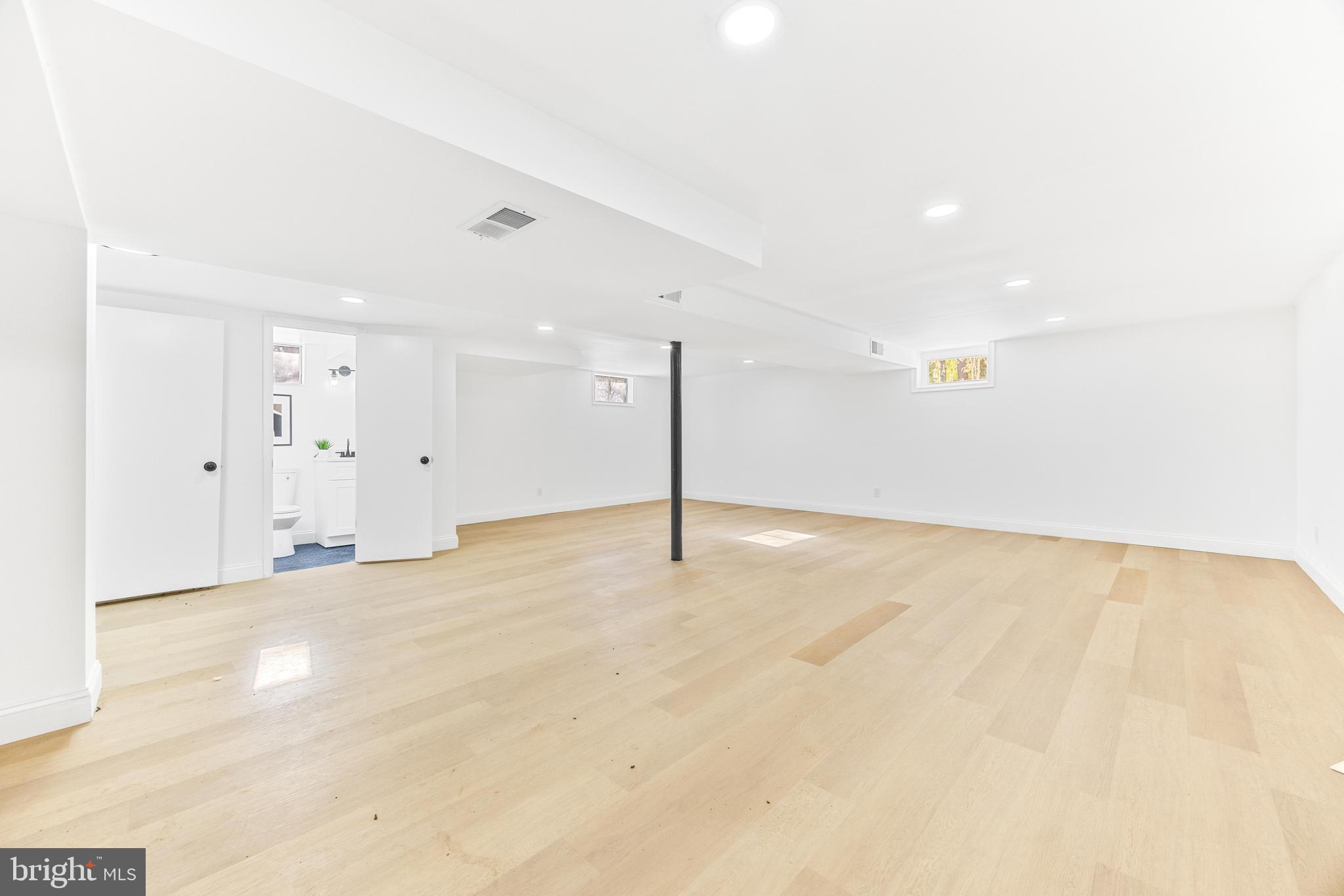 GREENBELT - Residential