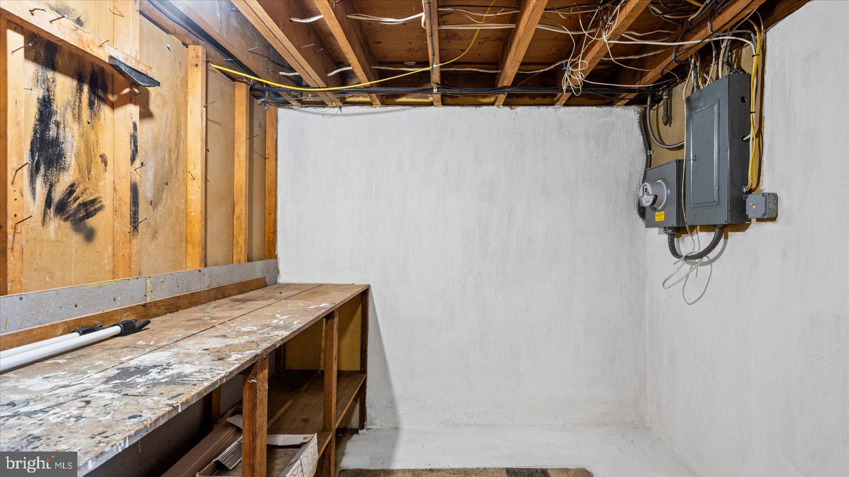 KENWOOD - Residential