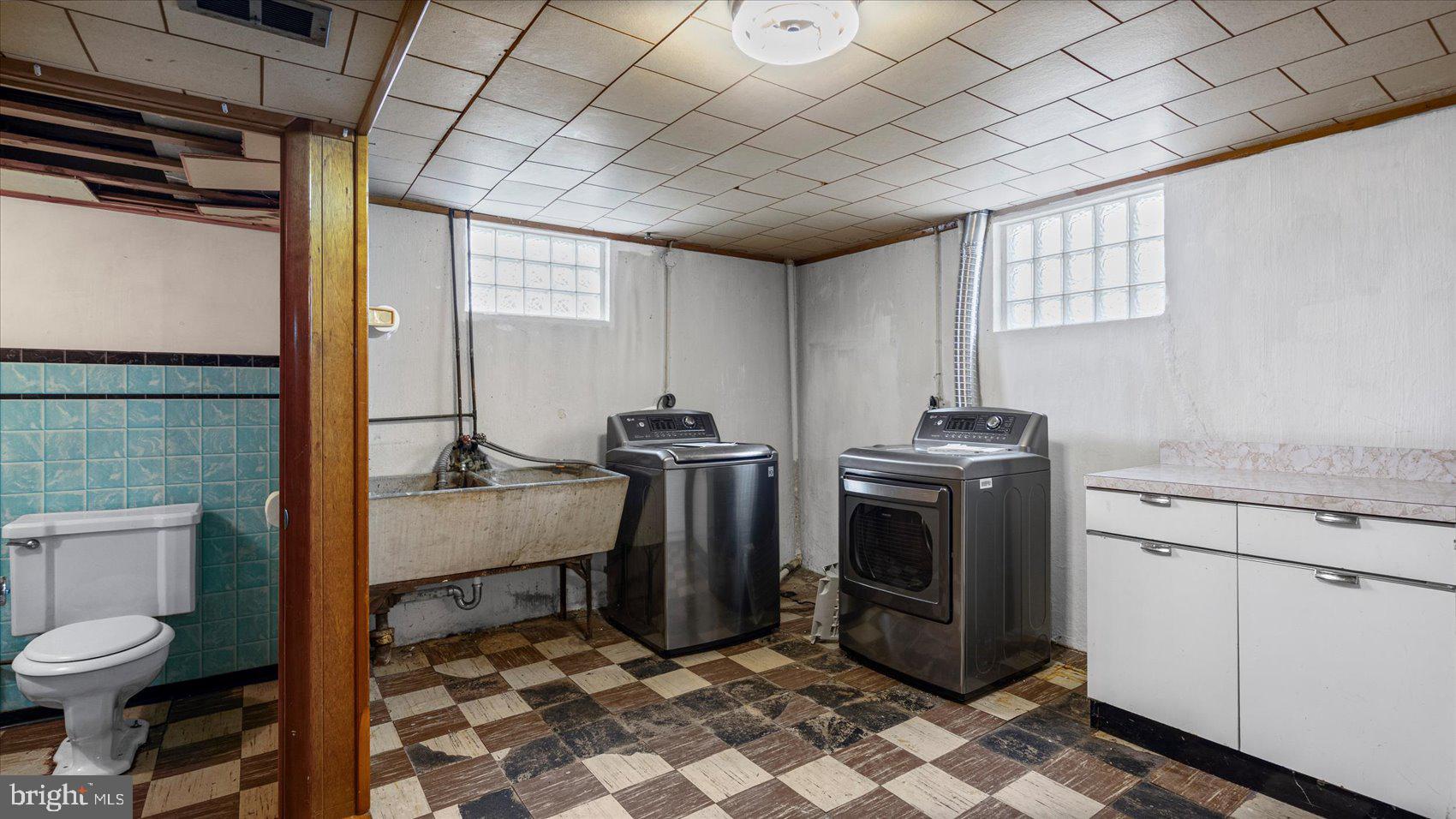 KENWOOD - Residential