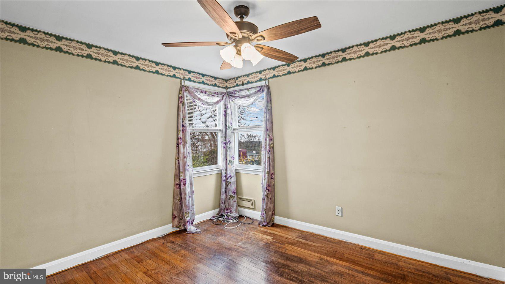 KENWOOD - Residential