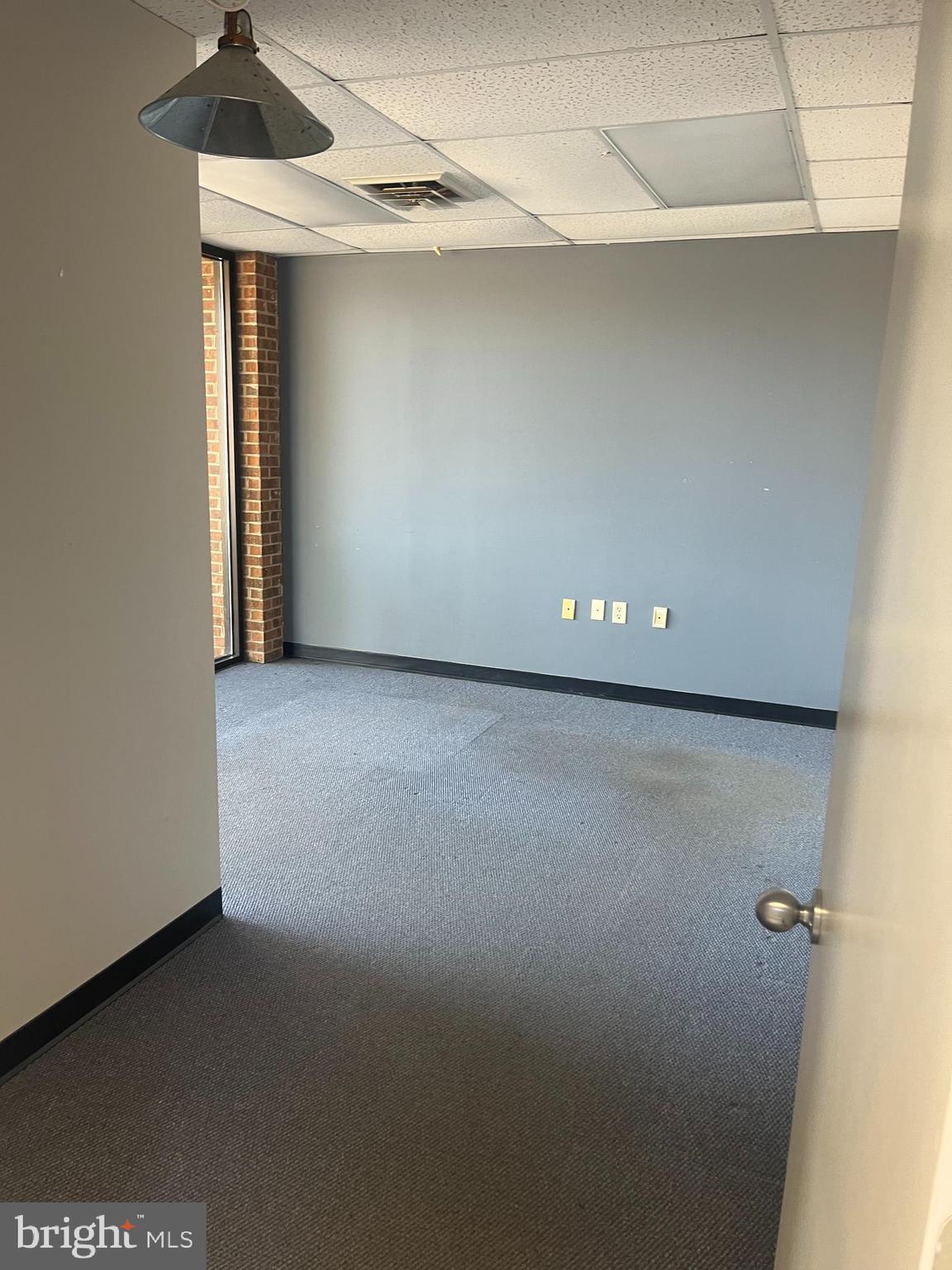 10075 TYLER COURT 10