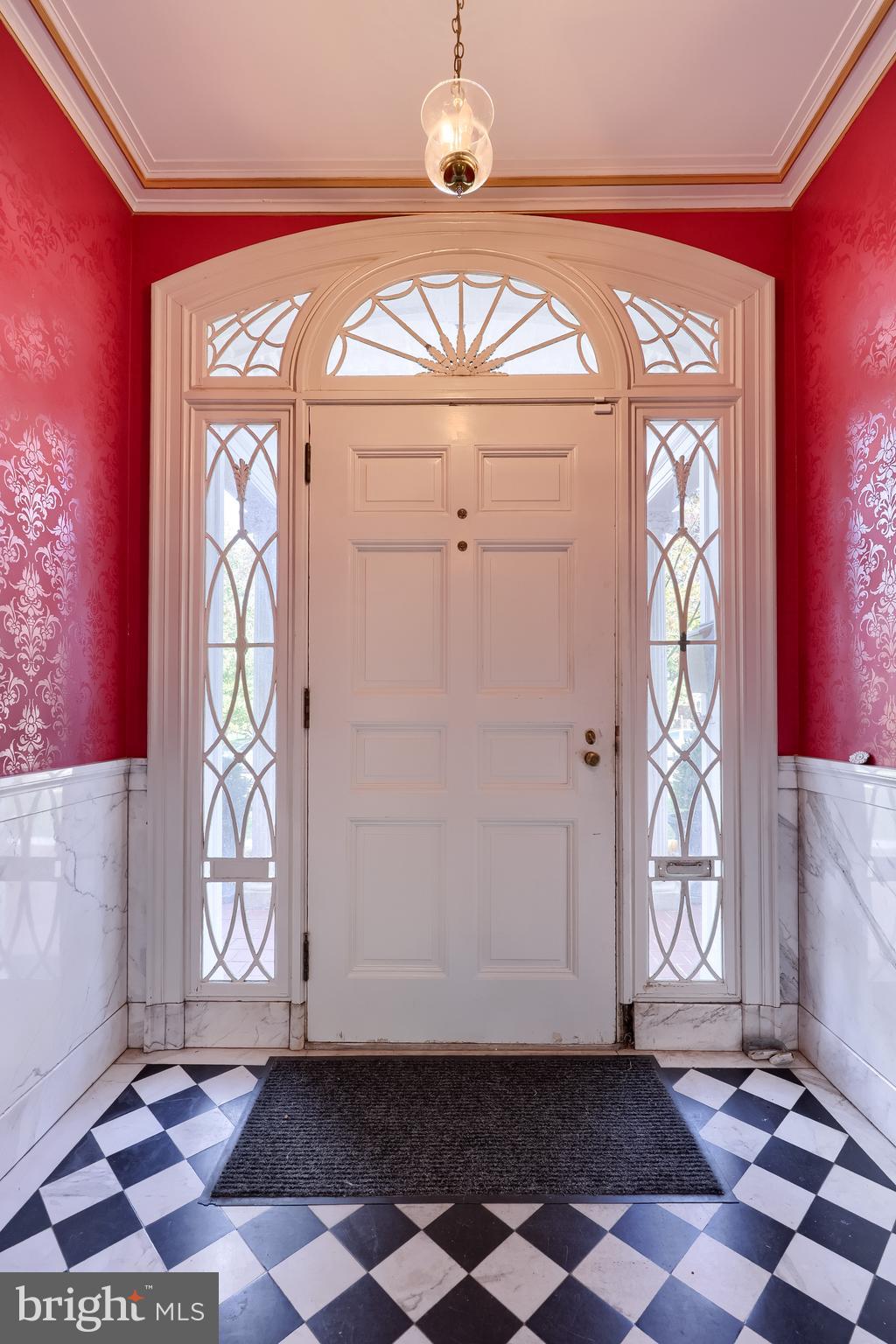 146 E SPRINGETTSBURY AVENUE