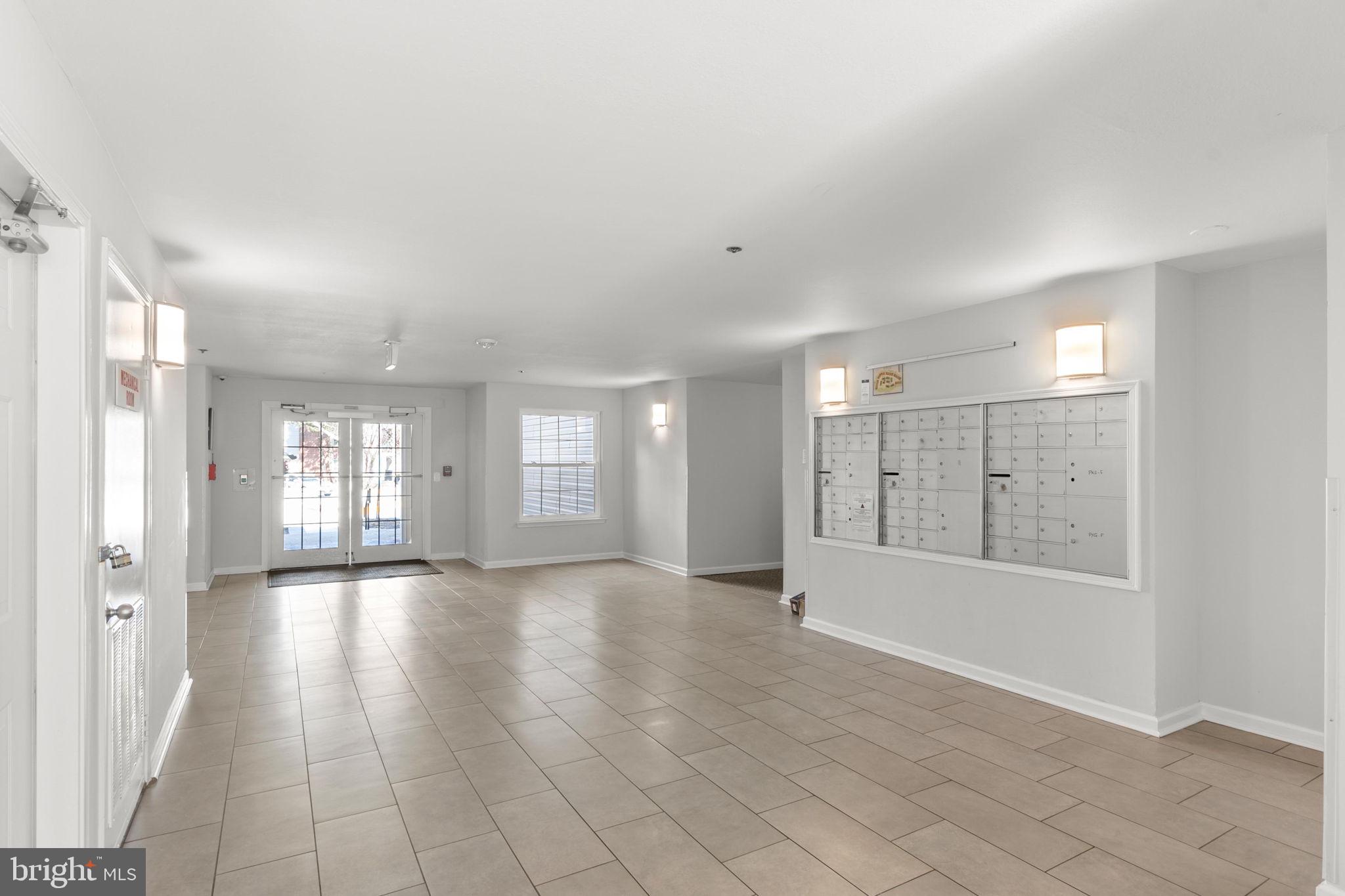 POINTE AT PARK CENTER - Residential