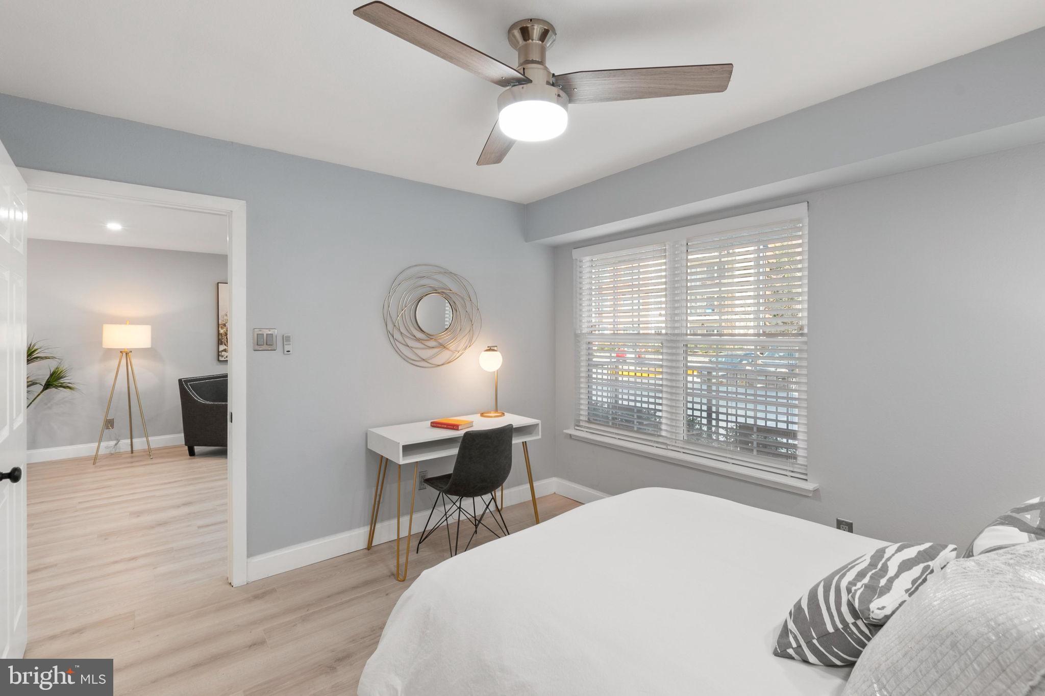 POINTE AT PARK CENTER - Residential