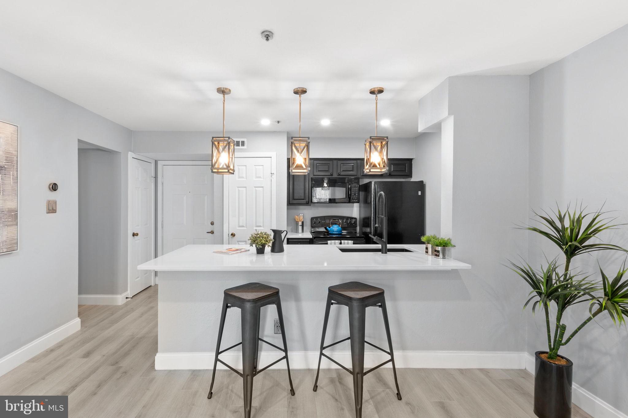 POINTE AT PARK CENTER - Residential