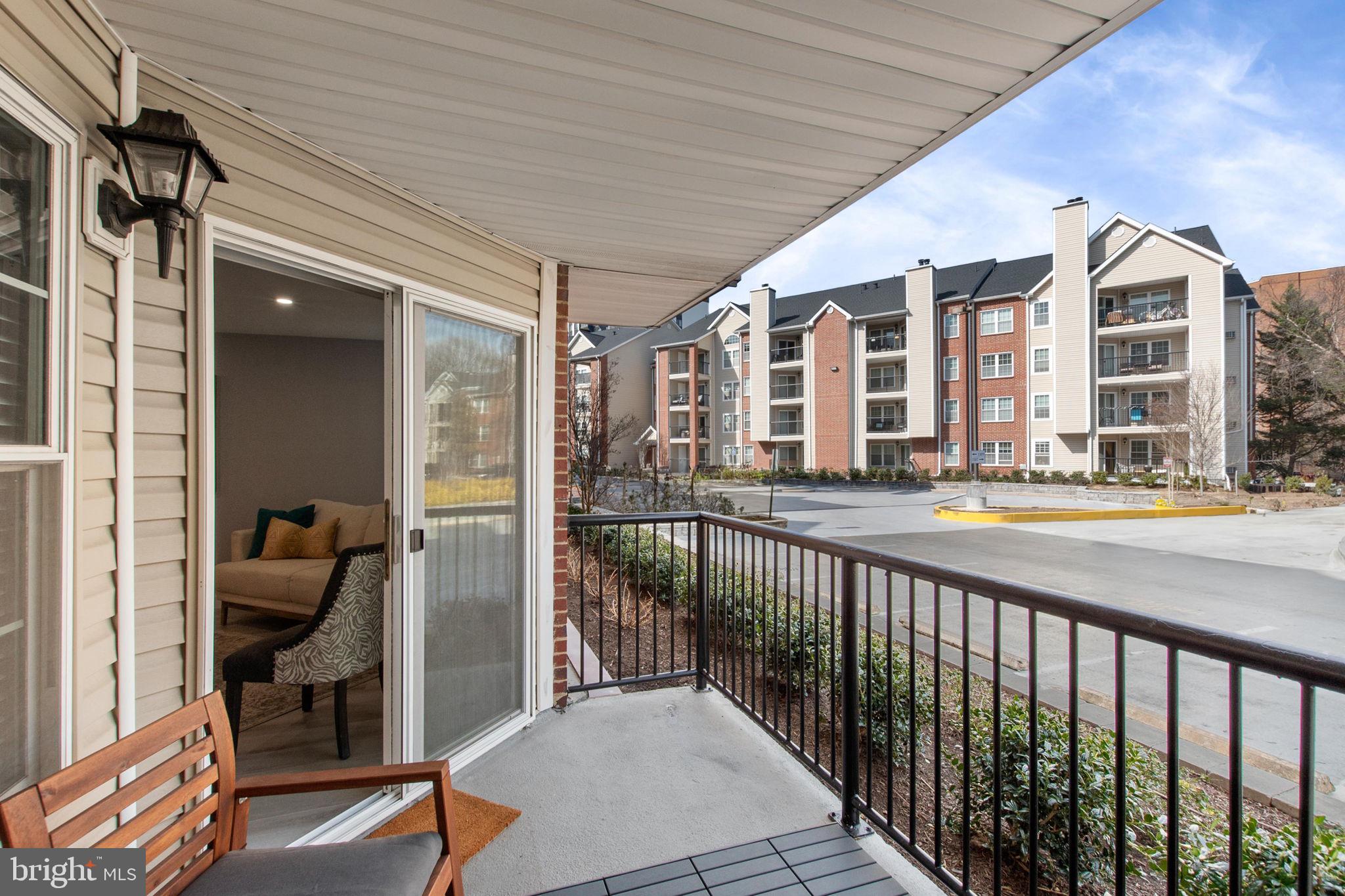 POINTE AT PARK CENTER - Residential