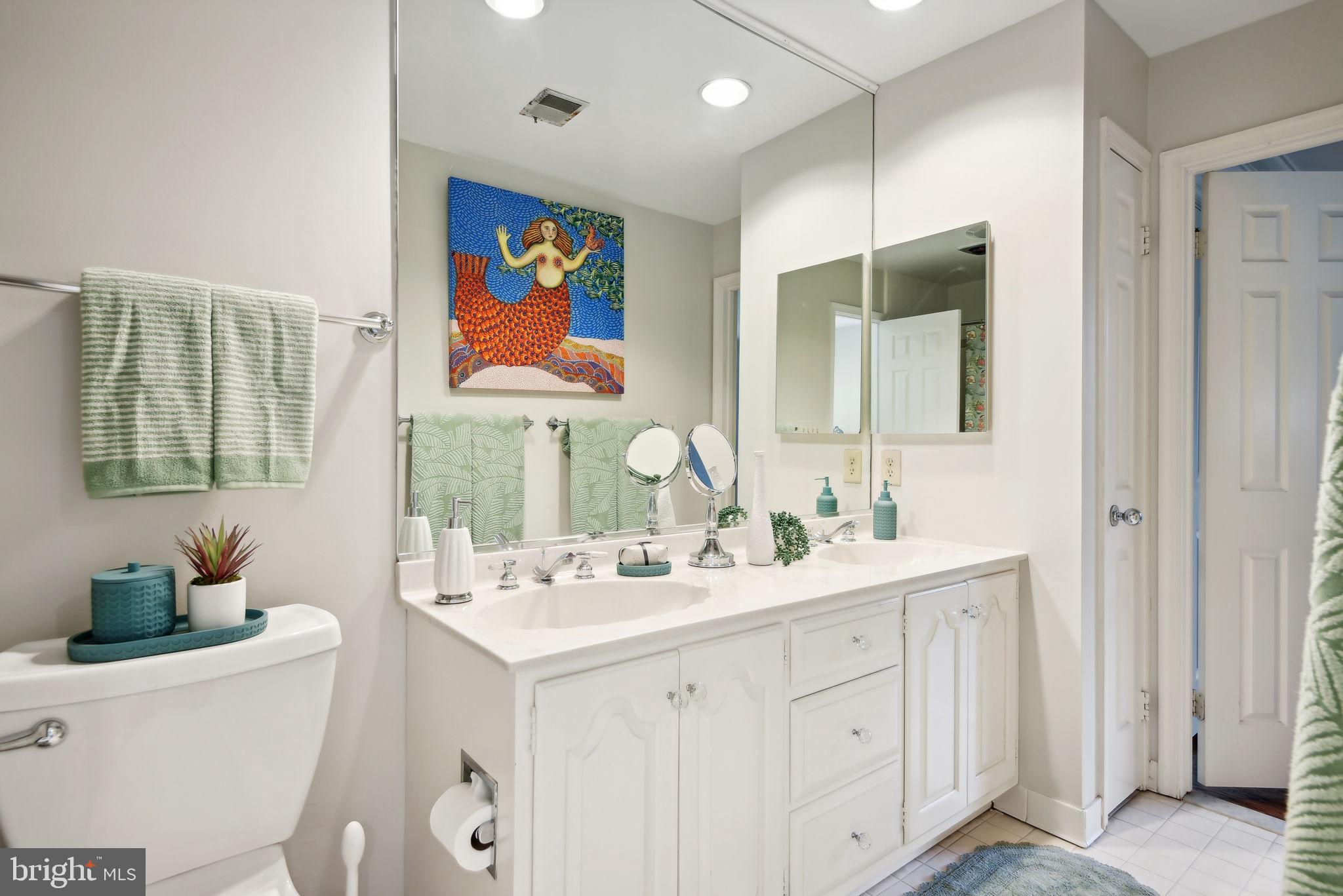 FALCONHURST - Residential