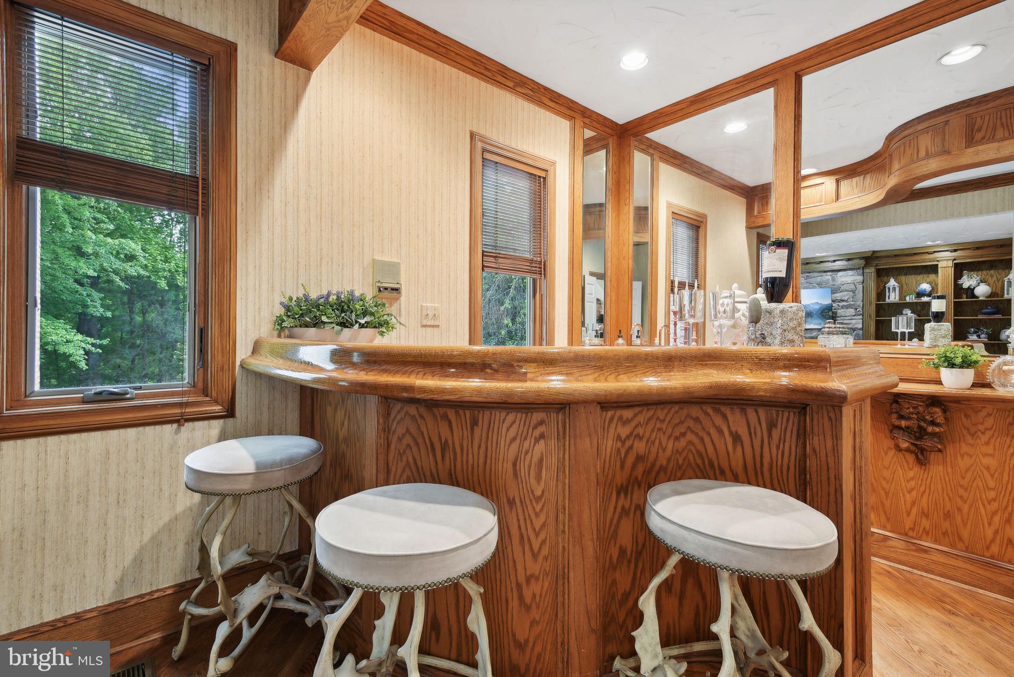 FALCONHURST - Residential