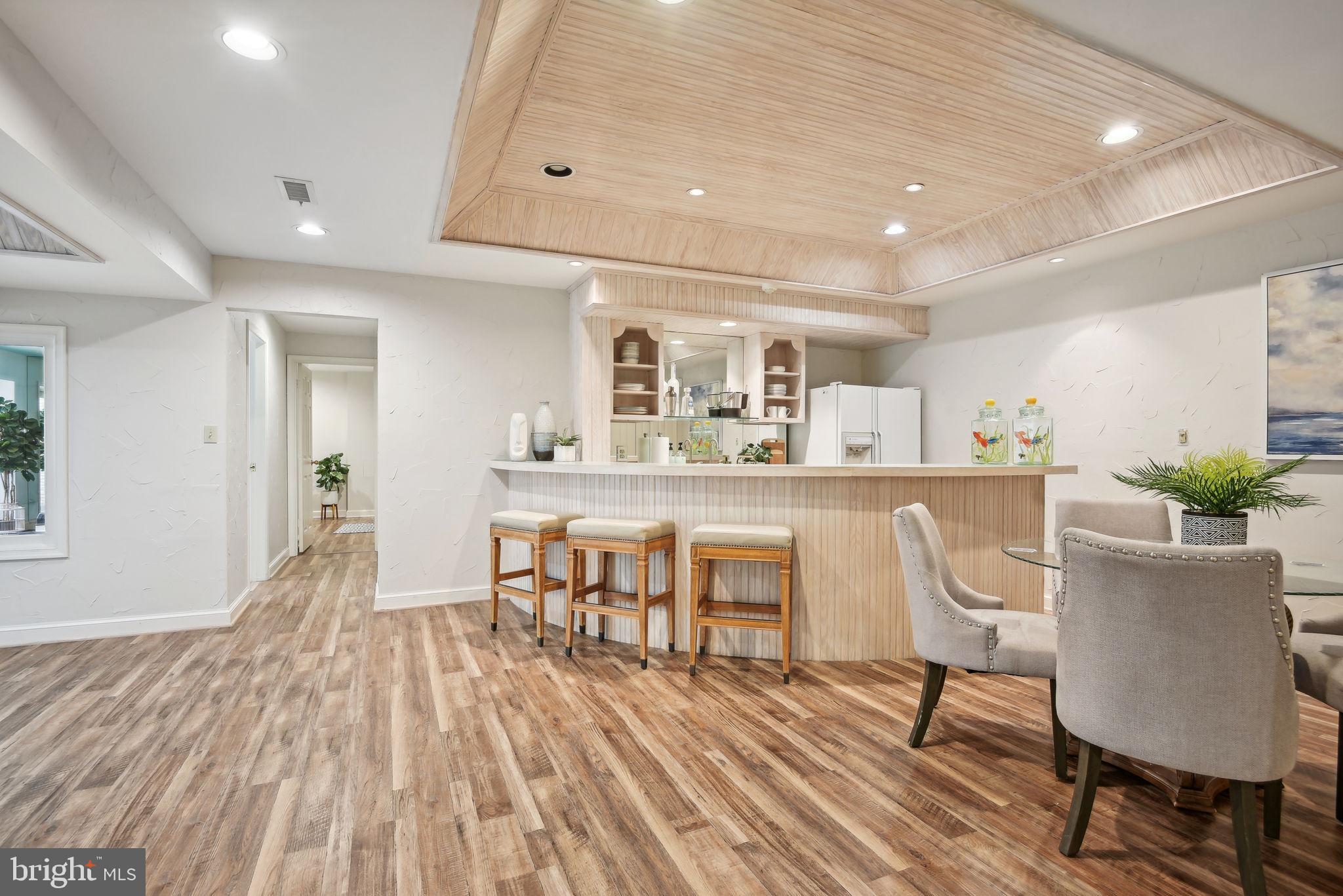 FALCONHURST - Residential