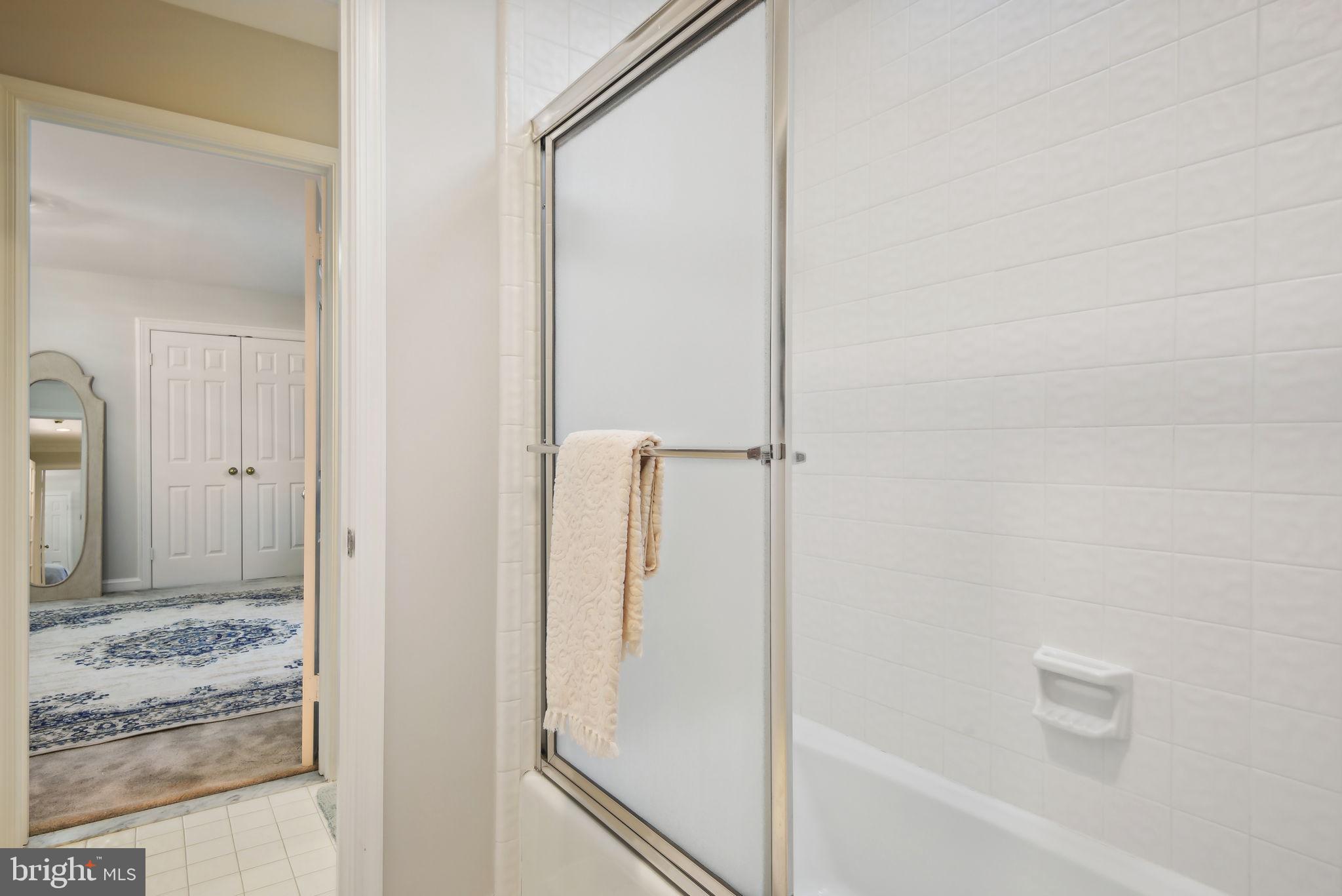 FALCONHURST - Residential