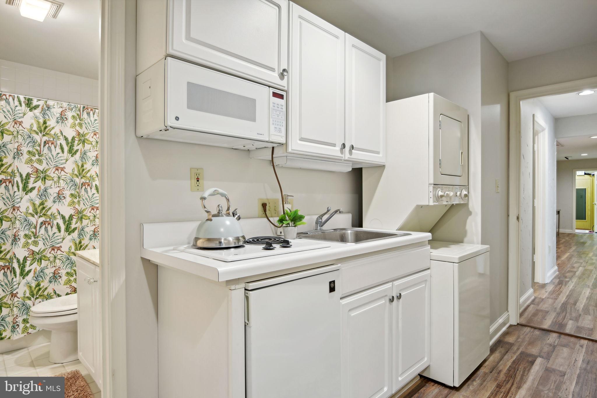 FALCONHURST - Residential