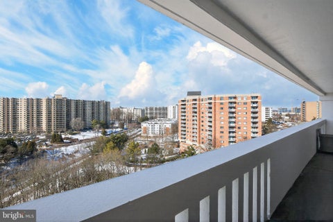 Condo For Sale - 6101 Edsall Road #1704<br/> ALEXANDRIA, VA 22304