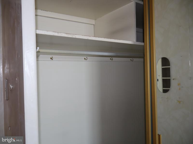 WASHINGTON SQ - Residential