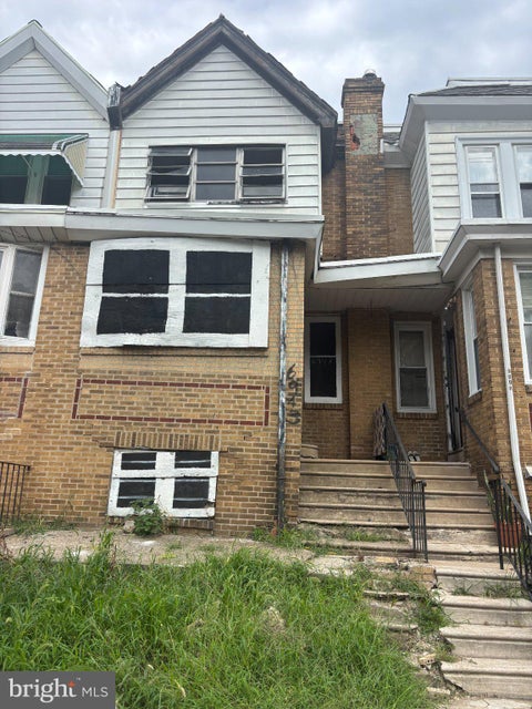 Townhouse For Sale - 6943 Theodore Street<br/> PHILADELPHIA, PA 19142