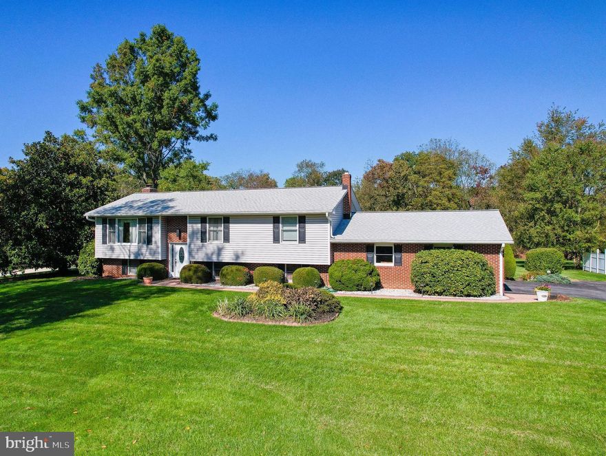 FANTASTIC SINGLE FAMILY HOME LOCATED ON A QUIET CUL-DE-SAC SITED ON A LEVEL ONE-ACRE PRIVATE LOT*  VERY WELL MAINTAINED BY THE ORIGINAL OWNERS WHO HAD THE HOME CUSTOM BUILT WITH THE SIDE LOAD 2-CAR GARAGE* MAIN LEVEL INCLUDES THREE BEDROOMS / TWO FULL BATHS; AN UPDATED KITCHEN; LIVING & DINING RM & A NEWER BONUS YEAR ROUND SUNROOM ADDITION *  THE  LOWER LEVEL INCLUDES A WINDOWED FAMILY ROOM WITH A BRICK WOOD BURNING FIREPLACE; SEVERAL STORAGE AREAS & ROUGH-INS FOR A 4TH BEDROOM & 3RD FULL BATHROOM* THERE HAVE BEEN A NUMBER OF IMPROVEMENTS IN THE HOME OVER THE LAST FIVE YEARS INCLUDING (BUT NOT LIMITED TO) NEW ROOF/NEW SIDING/NEW WELL PUMP/KITCHEN APPLIANCES/BATHROOMS/GARAGE INTERIOR WALLBOARD/BRICK ENTRY SIDEWALK/TREX DECK & ADDITIONAL ENCLOSED STORAGE UNDER SUNROOM ADDITION*  HOME HAS BEEN VERY GENTLY LIVED IN AND HAS AN ABSOLUTELY AMAZING FANTASTIC SETTING IN A TOP NOTCH SCHOOL DISTRICT! CONTINGENCY IS FOR A HOMESALE WITH A 72 HOUR KICKOUT CLAUSE