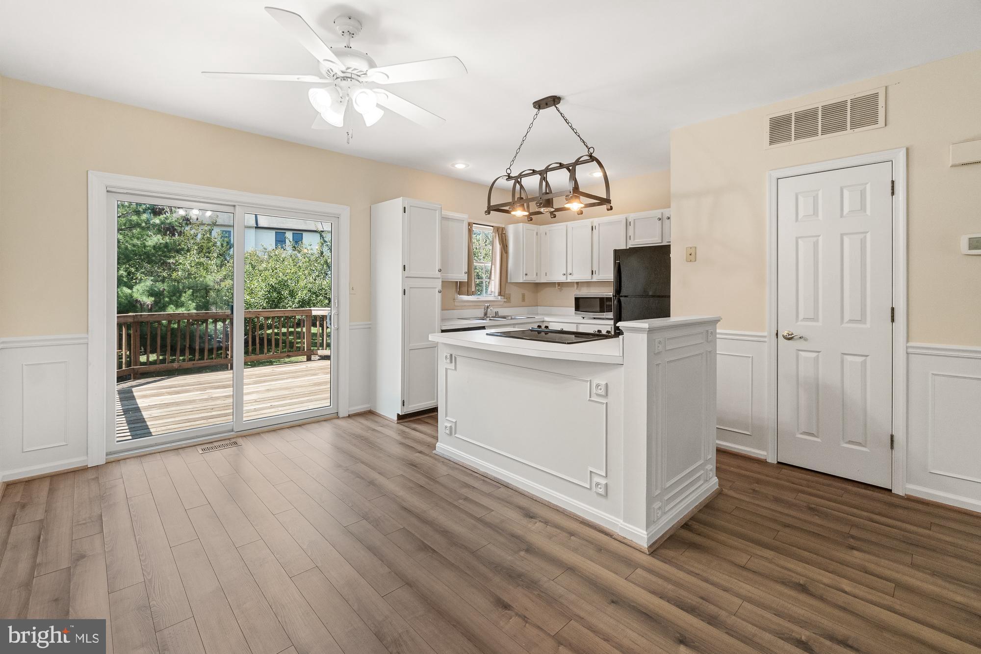 WILLOWCREST - Residential