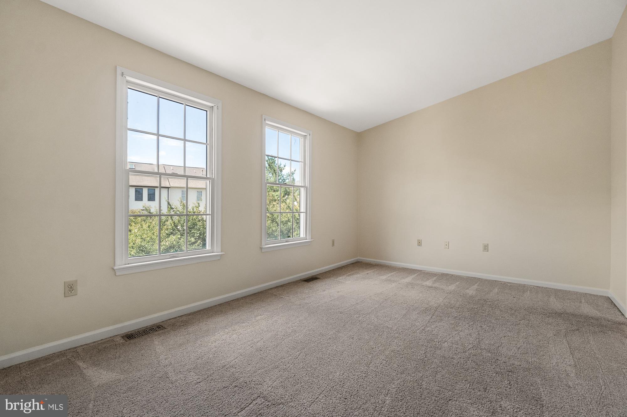 WILLOWCREST - Residential