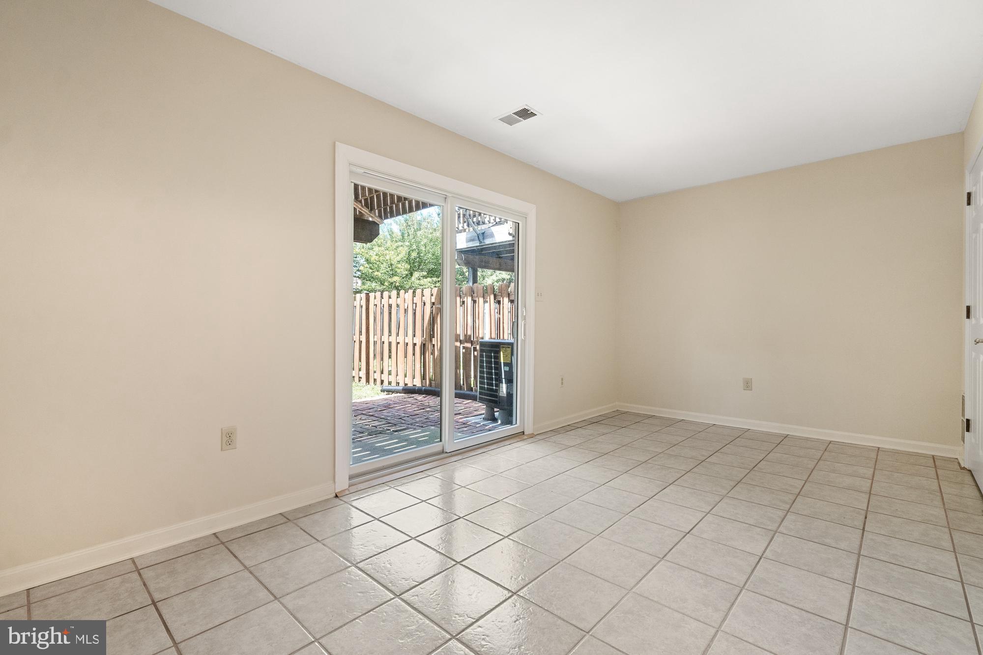 WILLOWCREST - Residential