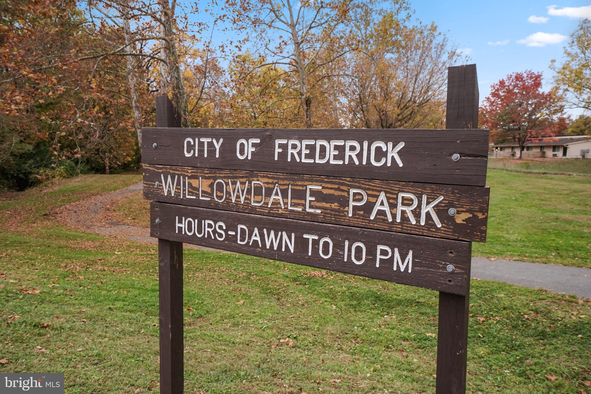 WILLOWCREST - Residential