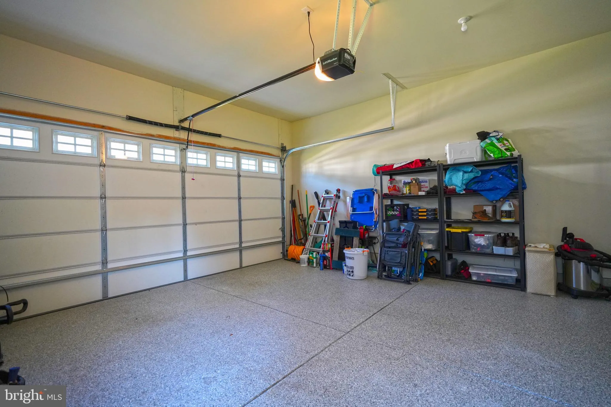 Georgetown, Delaware 19947, United States, 5 Bedrooms Bedrooms, ,4 BathroomsBathrooms,Residential,Active,211963