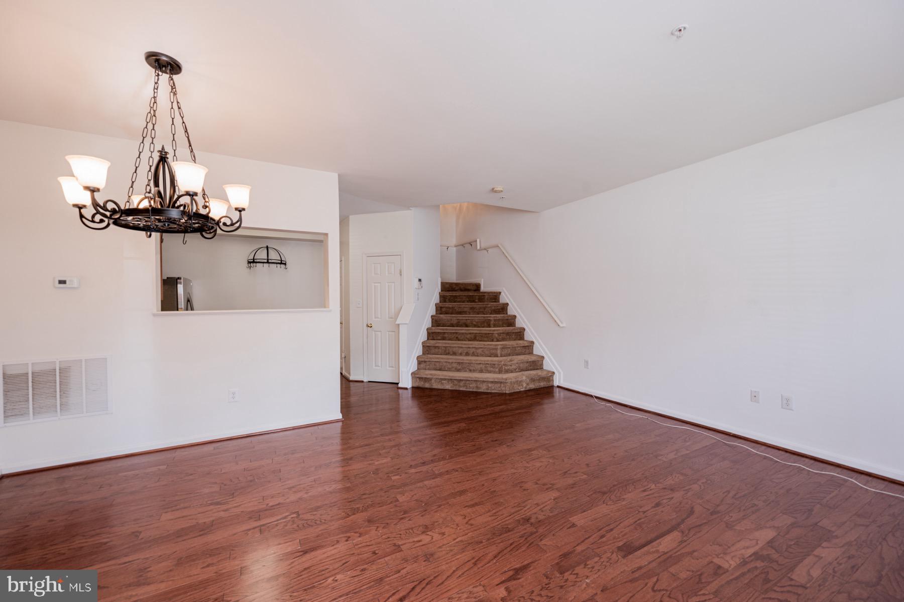 SEVEN OAKS - Residential Lease