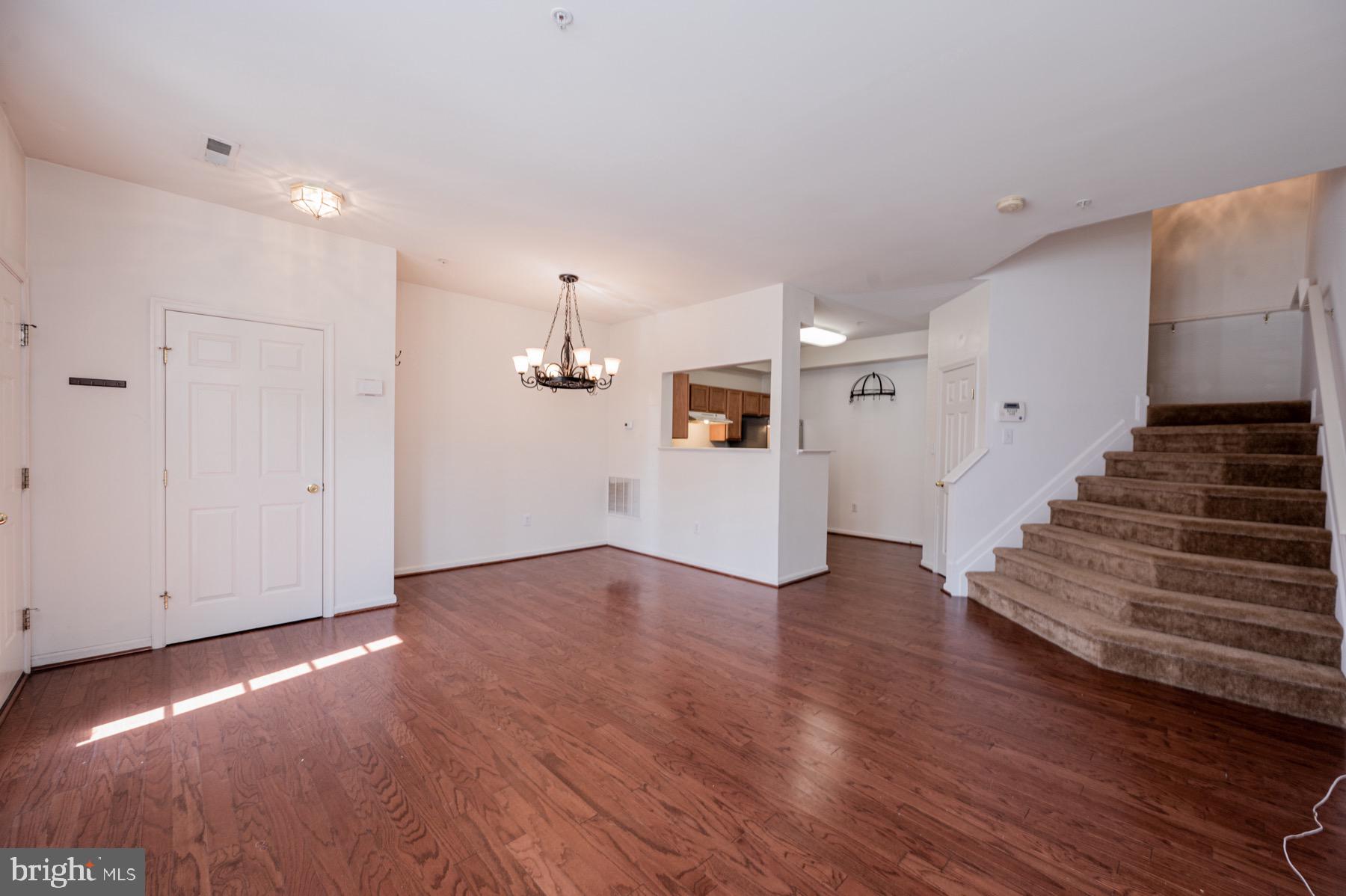 SEVEN OAKS - Residential Lease