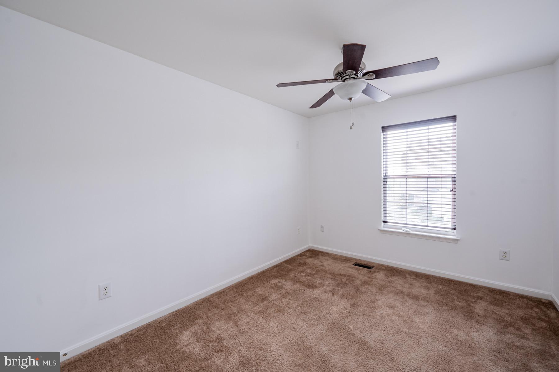 SEVEN OAKS - Residential Lease