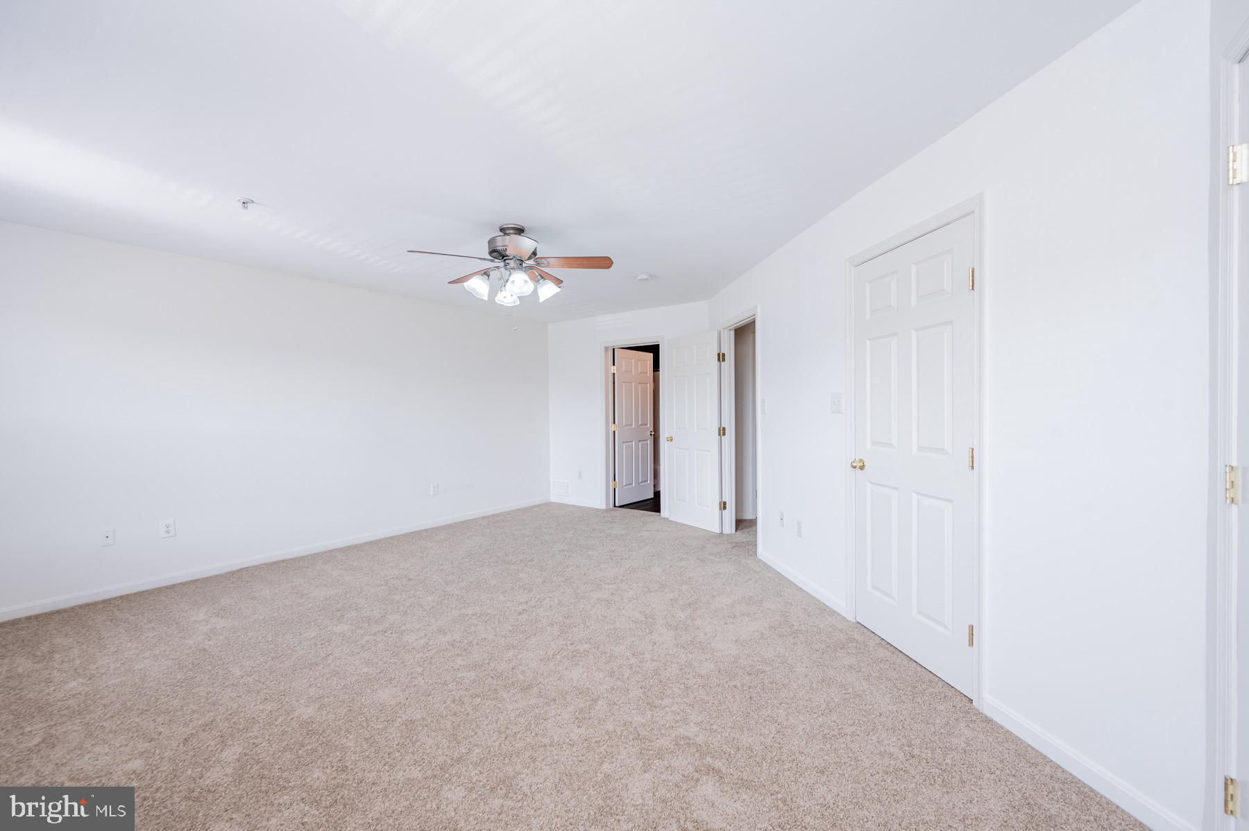 SEVEN OAKS - Residential Lease