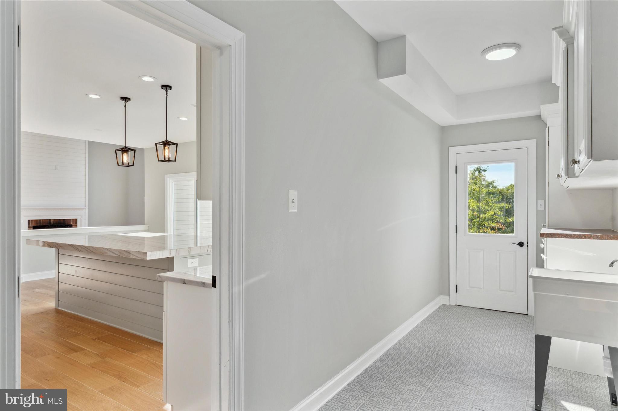 WAINWRIGHT AT WHIT - Residential