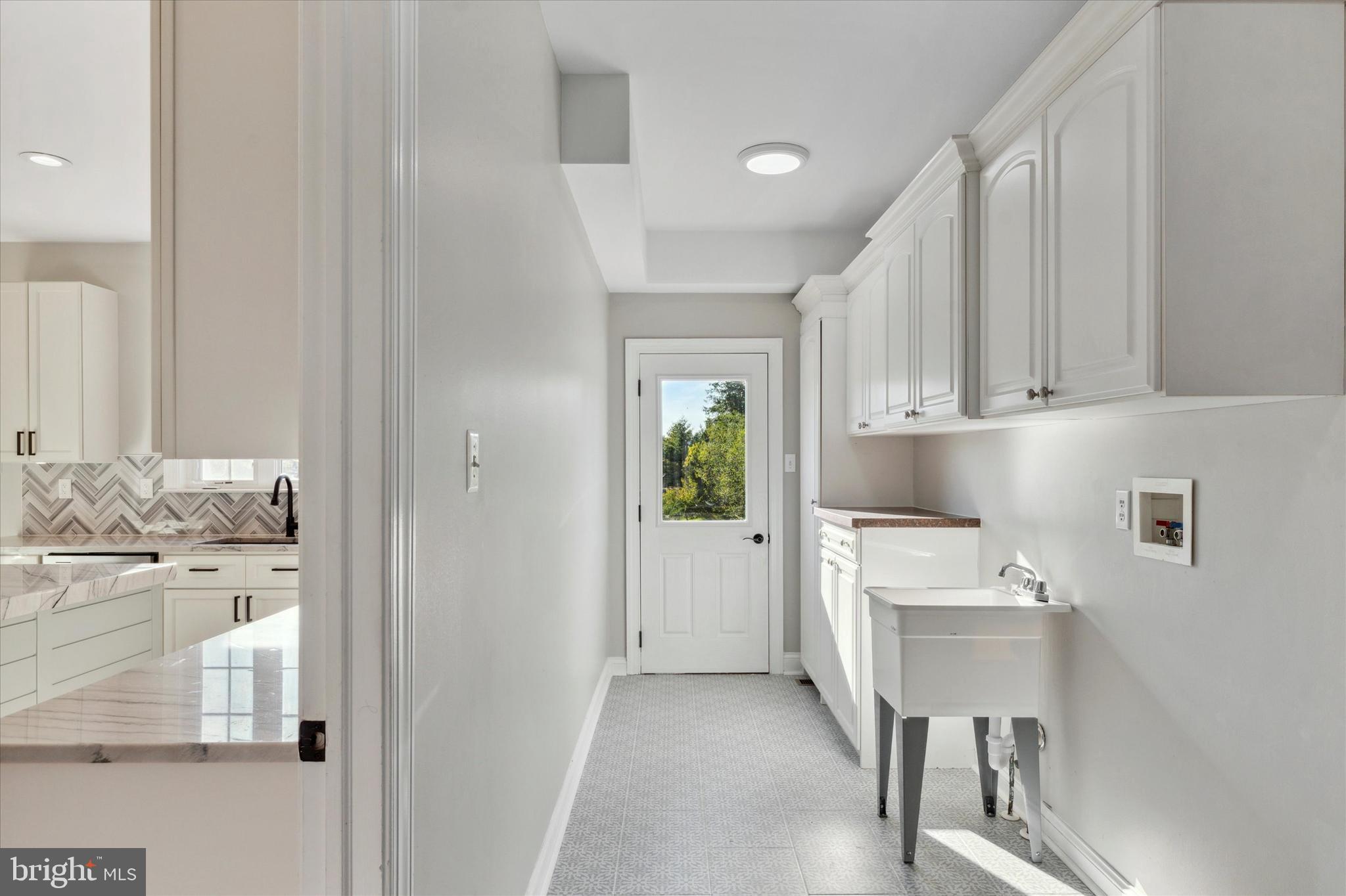 WAINWRIGHT AT WHIT - Residential