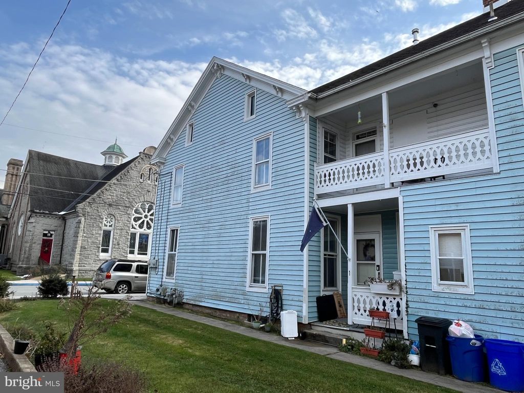 Photo of 8 Water Street, GLEN ROCK, PA 17327 (MLS # PAYK2094764)