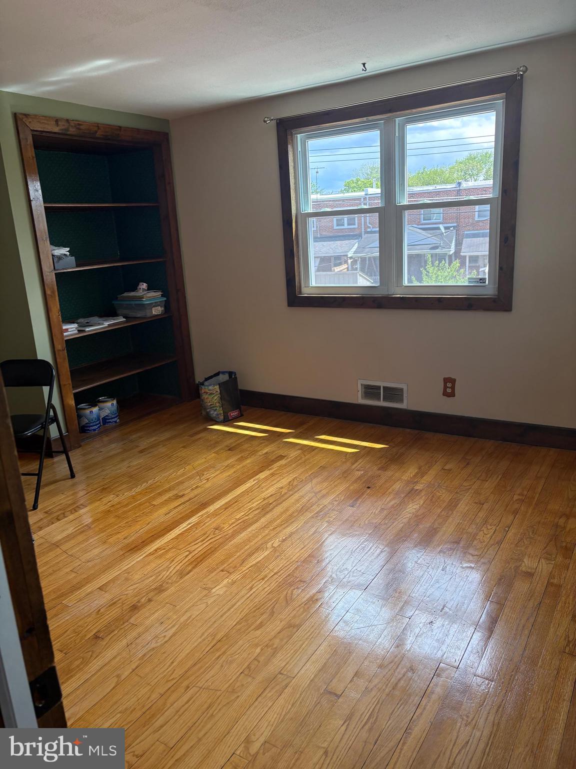 EASTFIELD - Residential