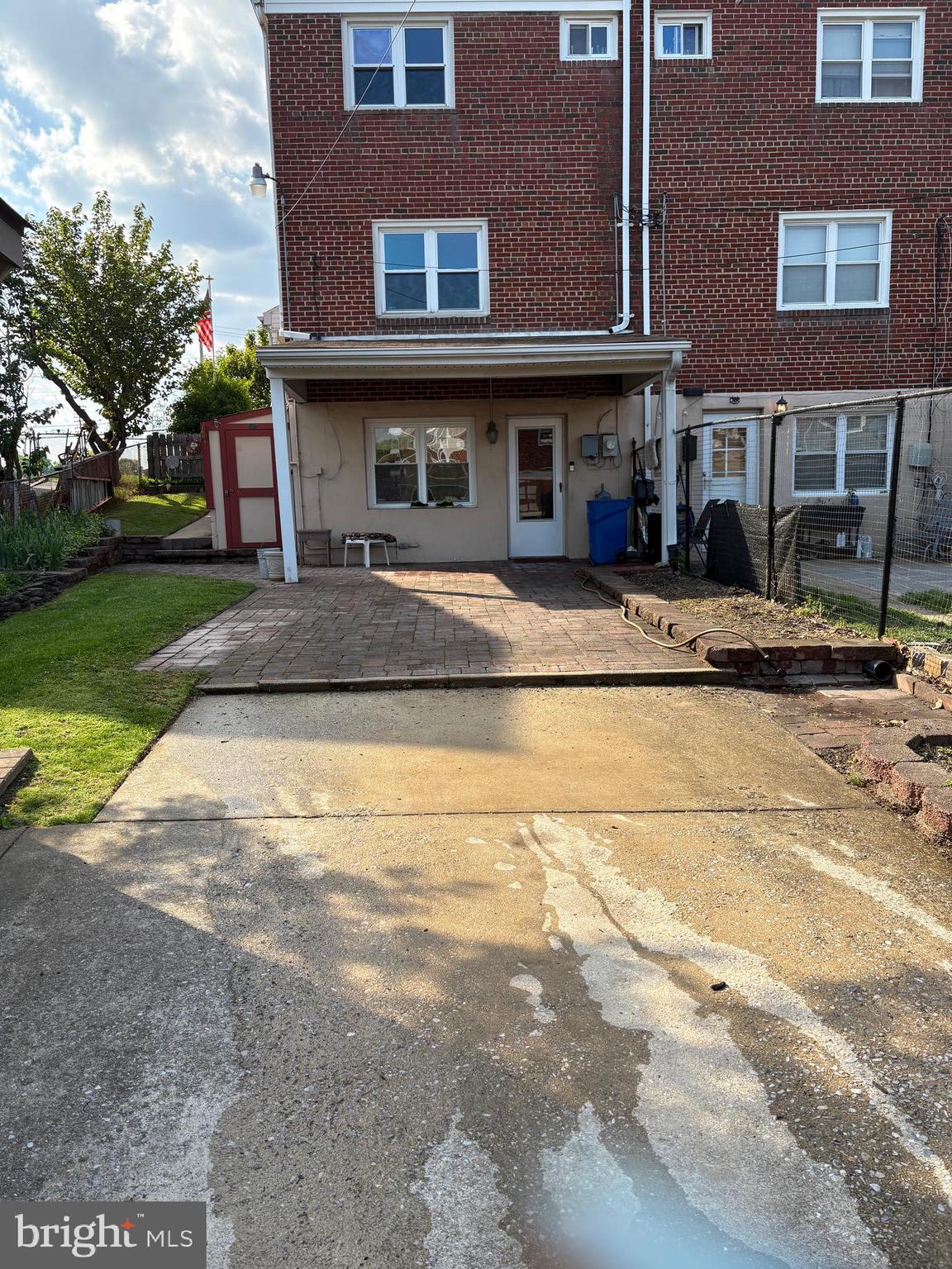 EASTFIELD - Residential