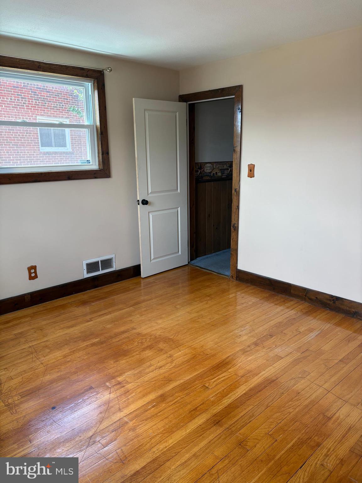 EASTFIELD - Residential