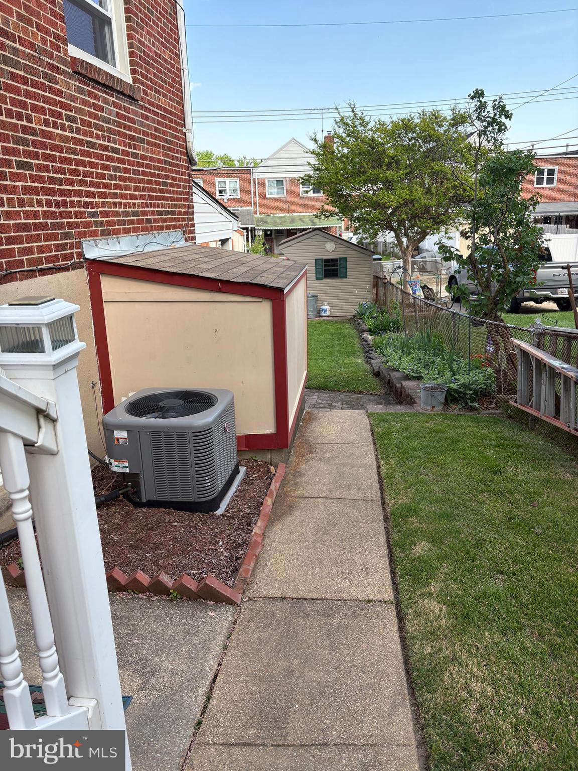 EASTFIELD - Residential