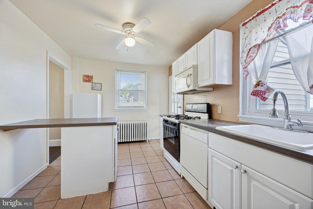 Photo of 107 S Keystone Avenue, UPPER DARBY, PA 19082 (MLS # PADE2101944)