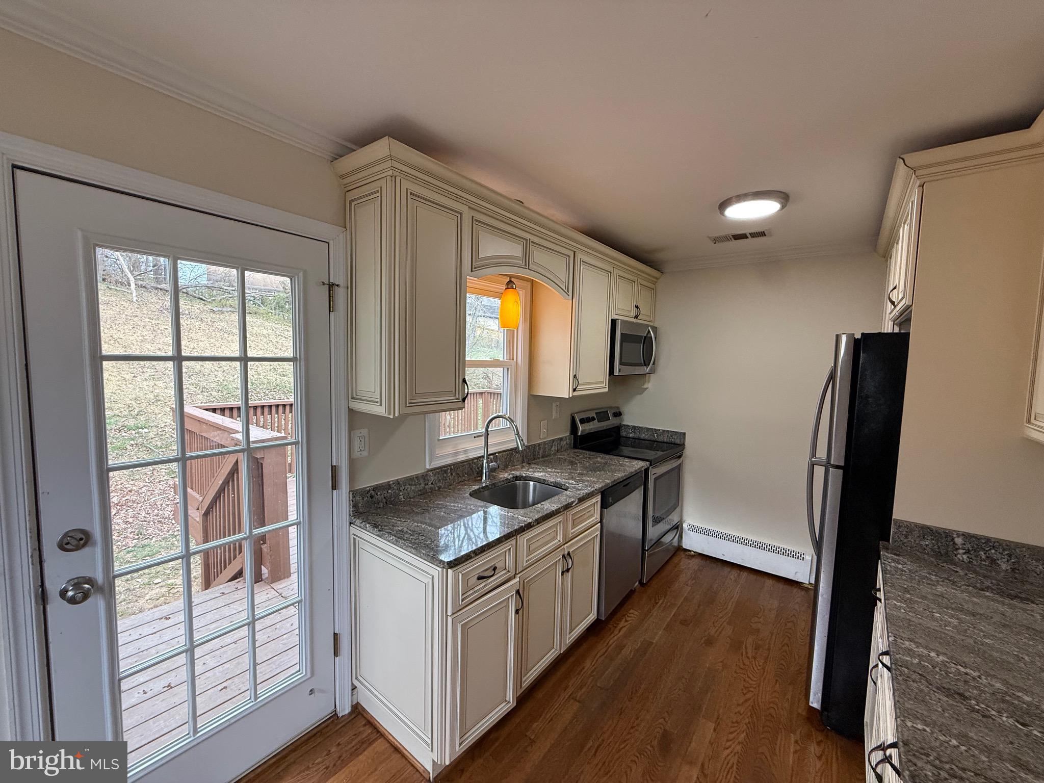 13312 MAPLE LEAF LANE