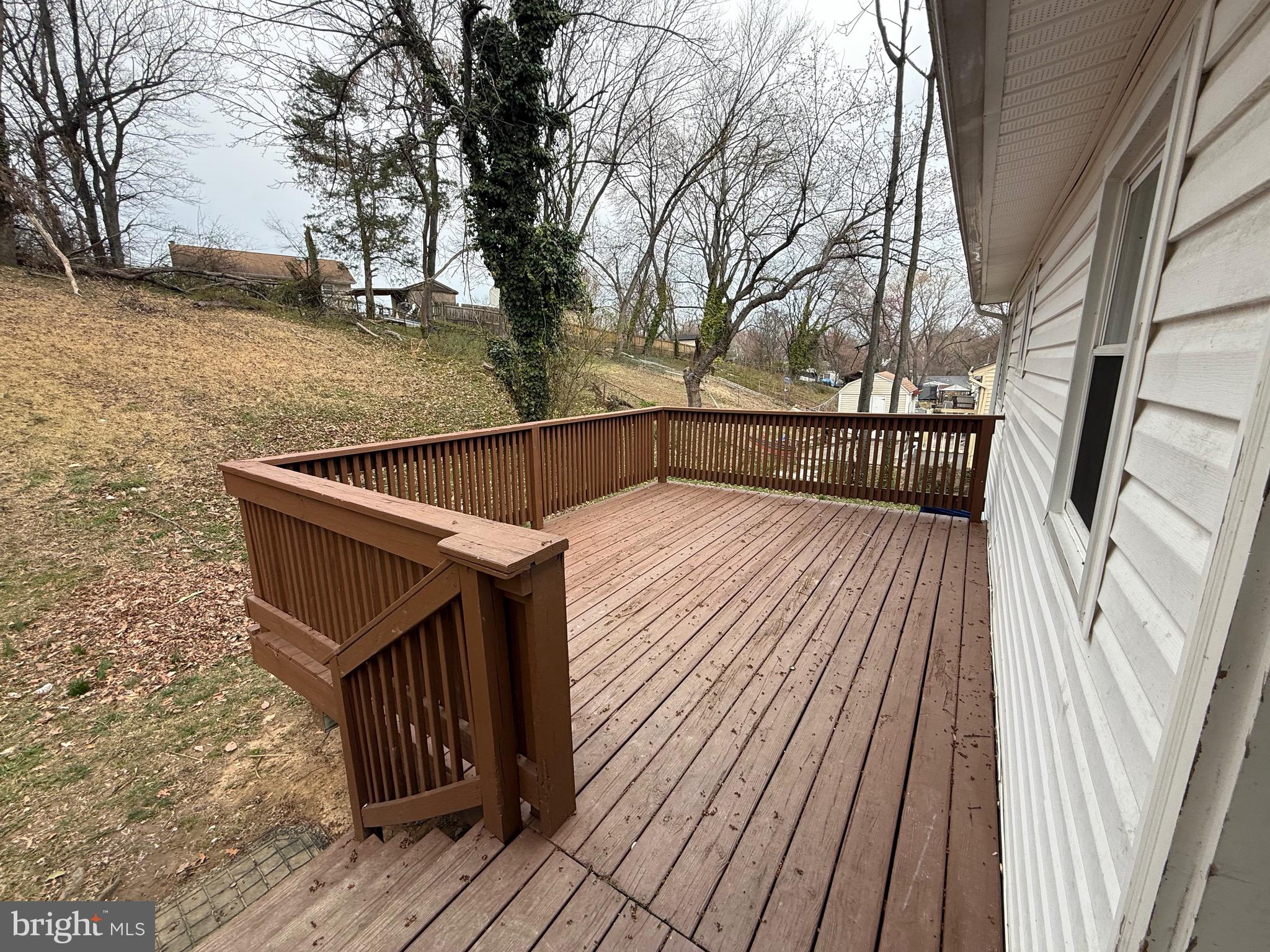 13312 MAPLE LEAF LANE